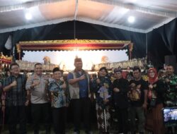 Kampung Kalidadi Memperingati Tahun Baru Islam 1447 Hijriah Sekaligus Merayakan Teradisi Bersih Desa dihadiri Wabup I Komang Koheri