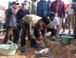 Bupati Lampung Tengah Letakkan Batu Pertama Pembangunan Jembatan Jalan Pertanian di Trimurjo