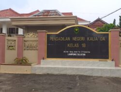 Terkait Ijazah Palsu ? Sekwan DPRD LAMSEL Buka Bicara Terkait Anggota DPRD setempat Yang Masih Bergaji Aktif Walau Jalani Proses Hukum !