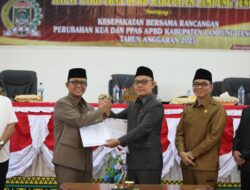 BUPATI ARDITO WIJAYA HADIRI RAPAT PARIPURNA DPRD LAMPUNG TENGAH BAHAS RANCANGAN PERUBAHAN KUA DAN PPAS APBD 2025