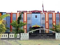 WAKA POLRES LAMSEL Lakukan Inspeksi Pelayanan Publik, Tegaskan Humanis dan Profesionalisme