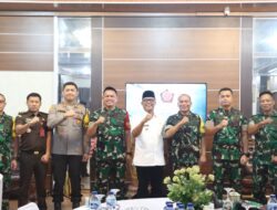 Bupati Ardito Wijaya Menerima Kunjungan Tim Pengawas Dan Evaluasi (Wasev) TNI Manunggal Membangu Desa TMMD