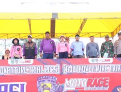 Bupati Dan Wakil Bupati Lamteng Menghadiri Pembukaan Festival Olahrag Rekreasi Adventure Trail Dan Lomba Senam BJW 2025