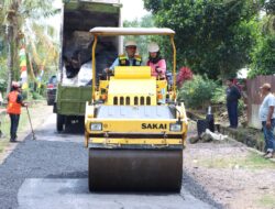 Bupati dan Ketua TP PKK Lamteng Meninjau Perbaikan Ruas Jalan Menuju Objek Wisata Tirta Gangga