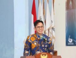 BUPATI LAMSEL Melalui Dinas DAMKARMAT Setempat, Salurkan Bantuan Untuk Korban Rumah Kebakaran Di Desa Suak