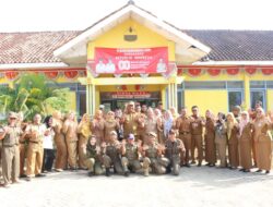 Wabuap I Komang Koheri, S.E., Menjadi Pembina Apel Minguan Di Kecamatan Punggur.