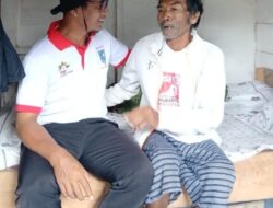 Kades Sidowaluyo Lamsel, Rutin Sambangi Warganya Yang Sedang Sakit