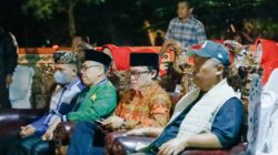 Ardito Wijaya Bersama Wakil Bupati I Komang Koheri, Menghadiri Penampilan Spektakuler Komunitas Kopiah Mas Bro Kebudayaan Binika Tunggal Ika