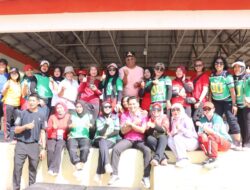 Wabup I Komang Koheri Menghadiri Kegiatan Senam Bersama Yang Digelar Di Lapangan Kecamatan Seputih Raman