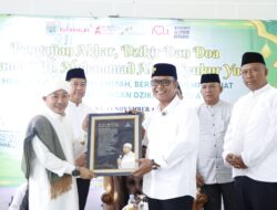 Pemkab Lamteng Menggelar Pengajian Akbar, Dzikir, dan Doa Bersama yang Menghadirkan Ulama Kharismatik K.H. Muhammad Abdul Syukur Yusuf Di Islamic Center Gunung Sugih