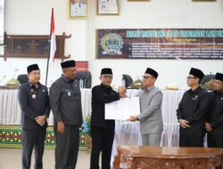 Paripurna DPRD Lampung Tengah Yang Membahas Tiga Agenda Strategis Pembangunan Daerah