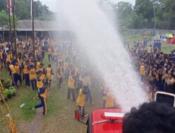 Damkarmat LAMSEL Disambut Antusias Oleh Murid – Murid SMP N 1 Ketapang Dengan Semangat Dan Riang Gembira