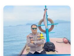 Tindakan Di Puji Oleh DPRD LAMSEL) Sosok Aipda Deni yang ikhlas Menolong Rakyat Lemah “Walau Ditengah Lautan Bergelombang Sekalipun”