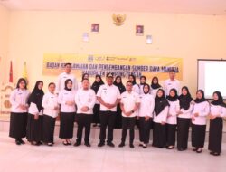 Wabup I Komang Koheri Menyerahkan SK PPPK Tahap II Formasi Tahun 2024