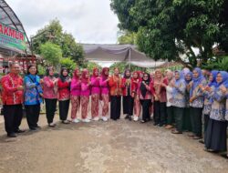 Ni Ketut Dewi Nadi Memimpin Rapat Koordinasi (RAKOR) IKWT Wilayah V Di Kecamatan Seputih Agung