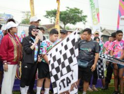 Plt Bupati I Komang Koheri Bersama Kejari Lamteng Rita Susanti Secara Resmi Membuka Sekaligus Melepas Para Pelari Jejama Run 2026